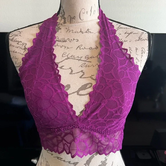 Victoria's Secret Purple Lace Wireless Bra - Picture 2 of 6